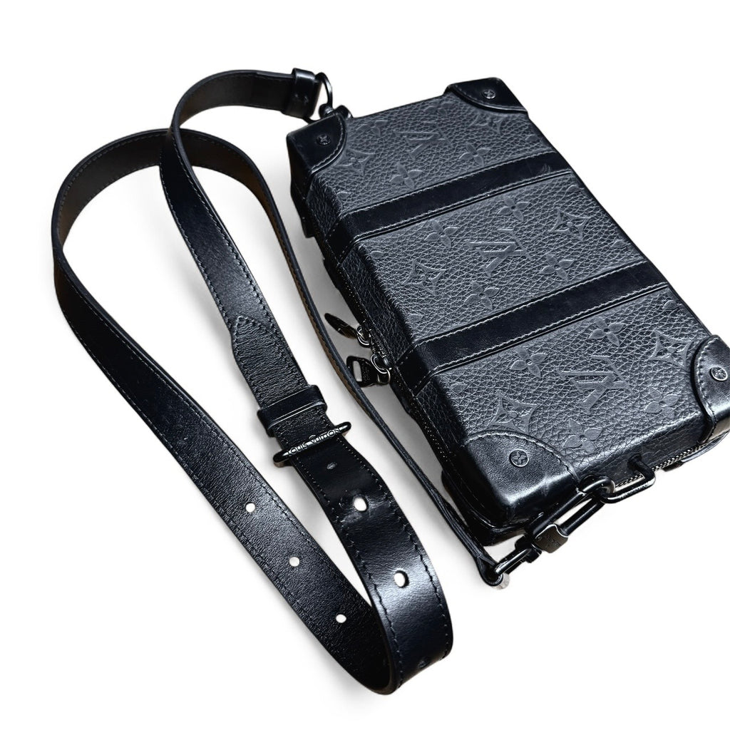 LOUIS VUITTON Monogram Eclipse Soft Trunk Shoulder Bag Black M80224 ルイ・ヴィトン モノグラム エクリプス ソフトトランク
