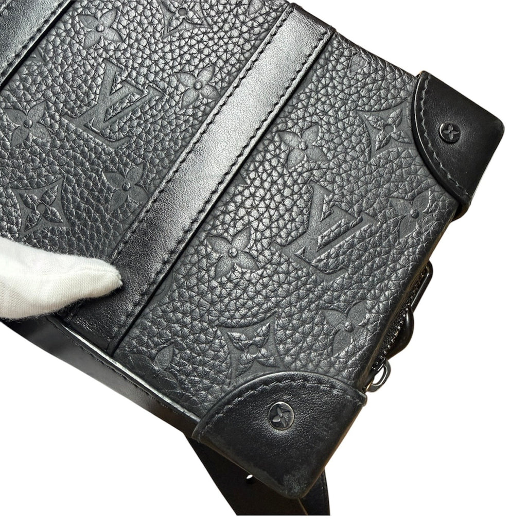 LOUIS VUITTON Monogram Eclipse Soft Trunk Shoulder Bag Black M80224 ルイ・ヴィトン モノグラム エクリプス ソフトトランク