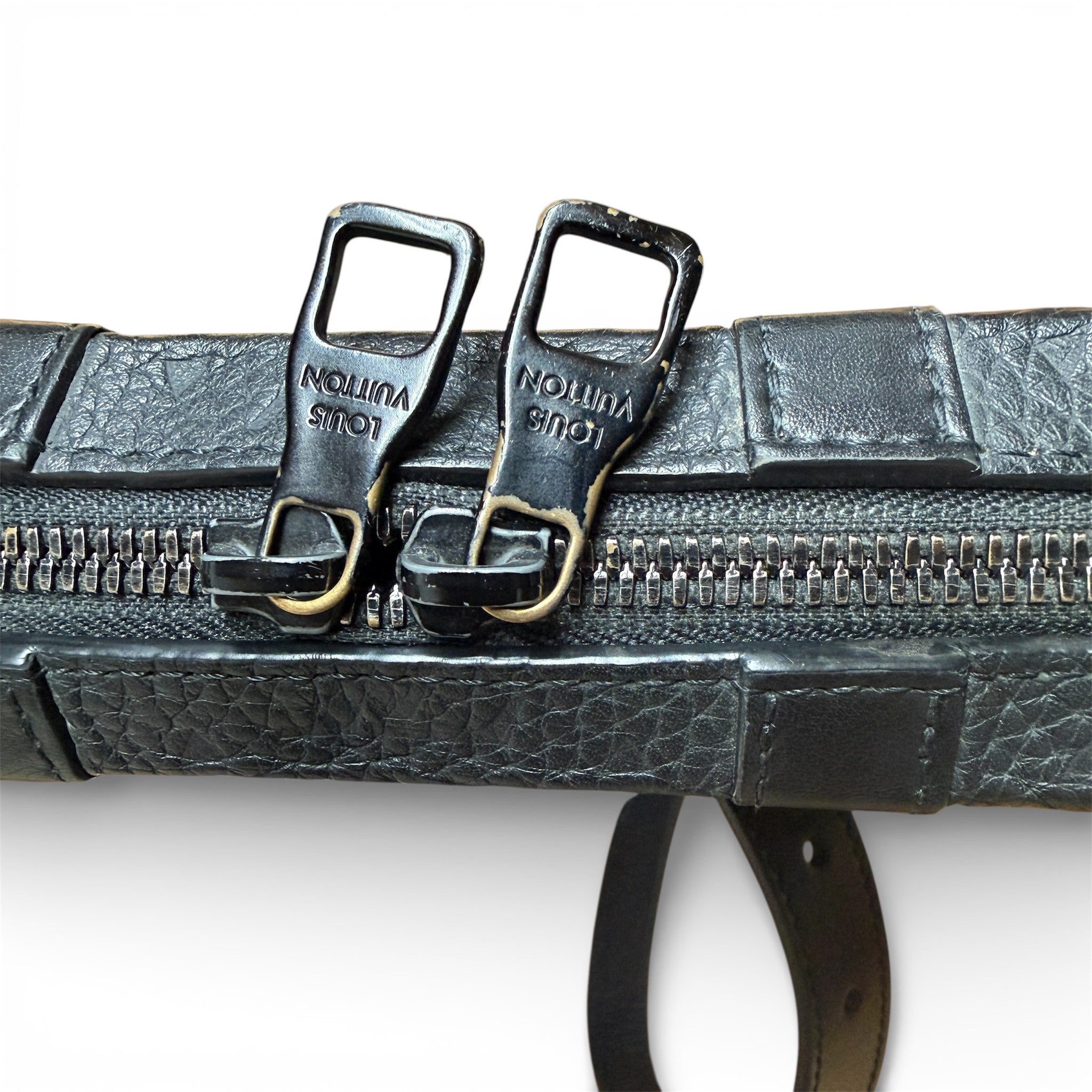 LOUIS VUITTON Monogram Eclipse Soft Trunk Shoulder Bag Black M80224 ルイ・ヴィトン モノグラム エクリプス ソフトトランク