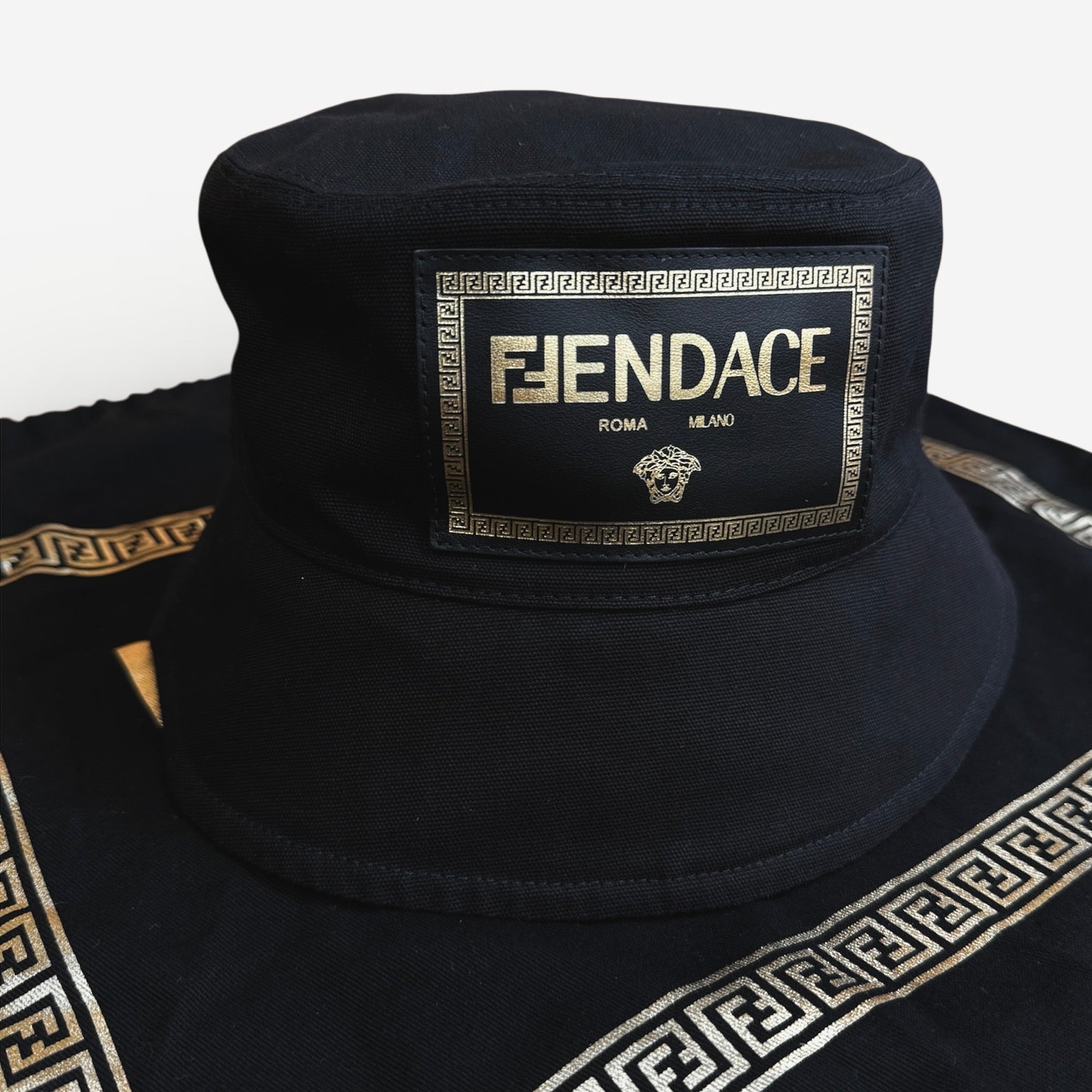 FENDI × VERSACE FENDACE バケットハット ブラック フェンダーチェ コラボ 帽子 Bucket Hat Black